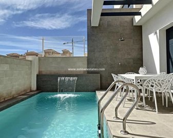 1 - Villamartin, House