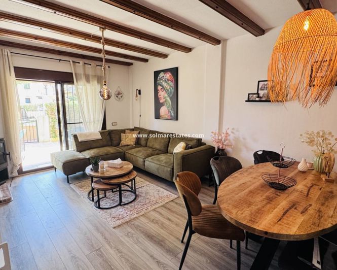 Image No.12-3 Bed House for sale