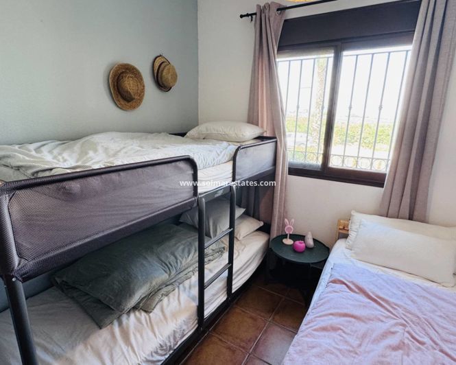 Image No.9-3 Bed House for sale