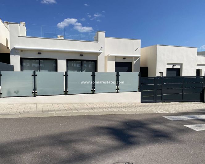 Image No.1-3 Bed Villa for sale