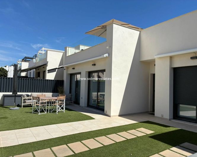 Image No.5-3 Bed Villa for sale