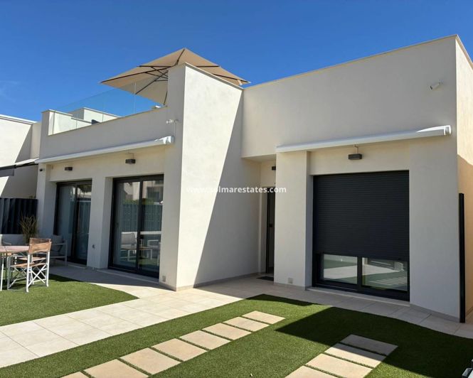 Image No.6-3 Bed Villa for sale