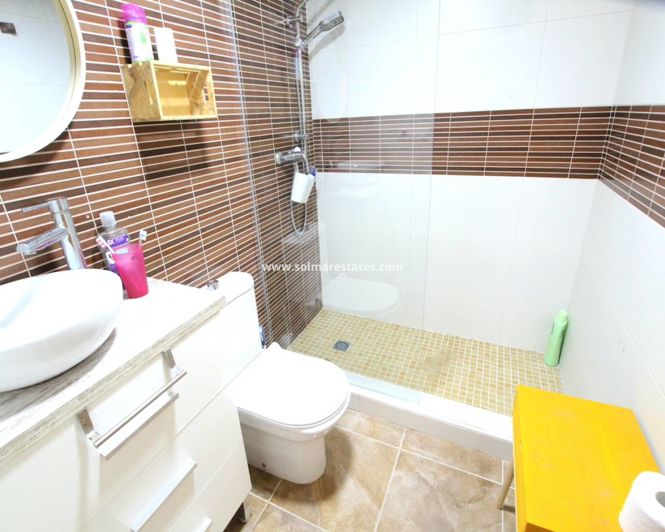 Image No.23-2 Bed Apartment for sale