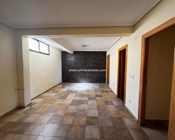 Image No.19-4 Bed Villa for sale