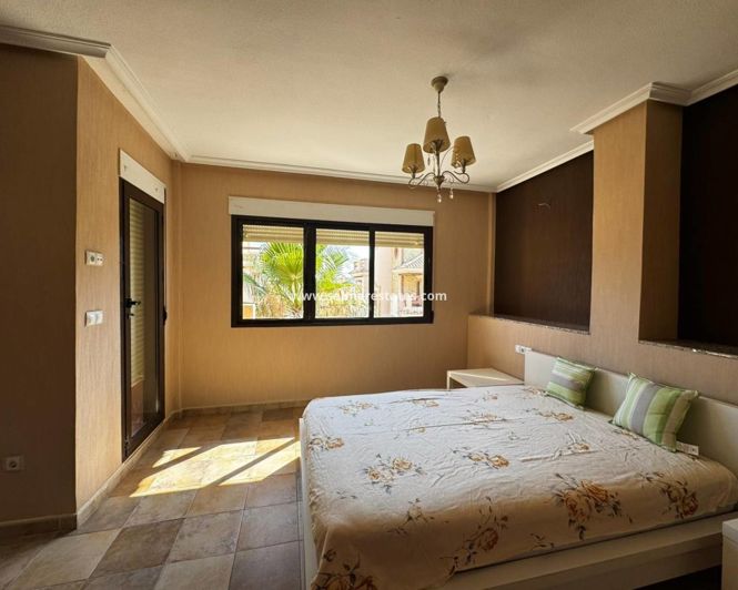 Image No.8-4 Bed Villa for sale