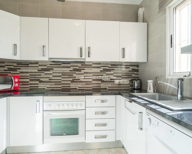 Image No.3-Villa de 4 chambres à vendre à Pinar de Campoverde