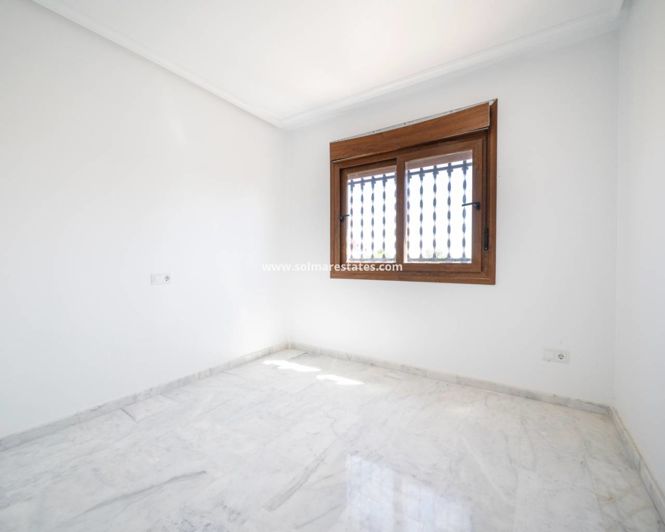 Image No.11-2 Bed Quad for sale