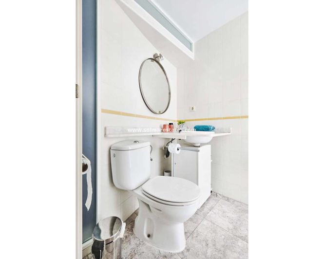 Image No.20-2 Bed Apartment for sale