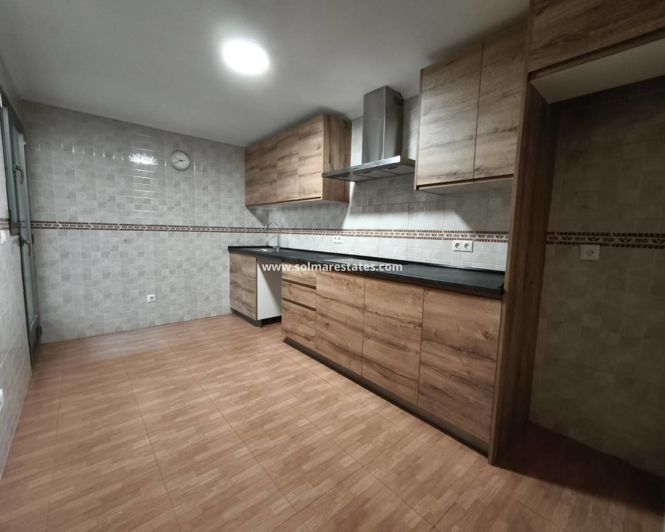 Image No.4-3 Bed Apartment for sale