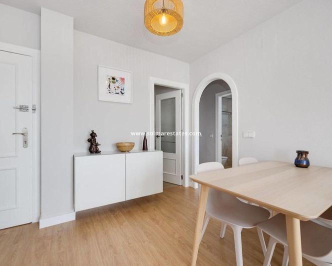 Image No.17-2 Bed Apartment for sale