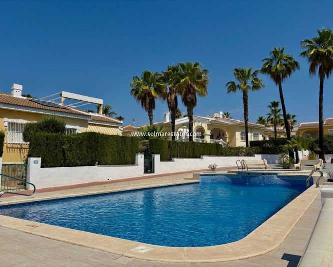 Image No.1-3 Bed Villa for sale