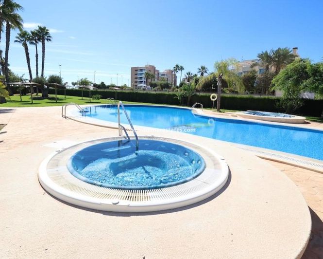 Image No.24-2 Bed Apartment for sale