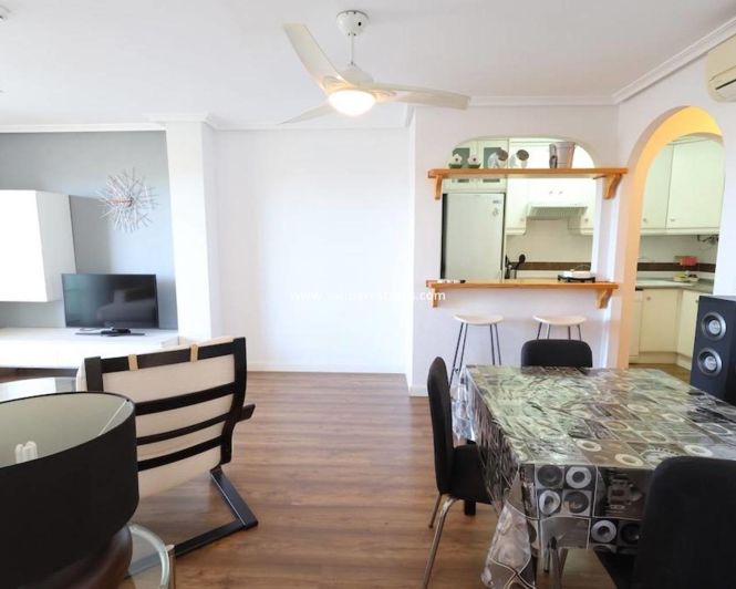 Image No.6-Appartement de 2 chambres à vendre à Mil Palmeras