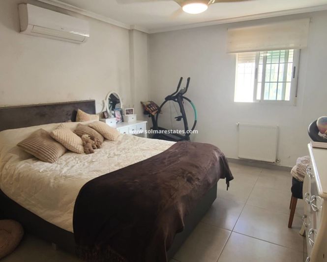 Image No.12-4 Bed Villa for sale