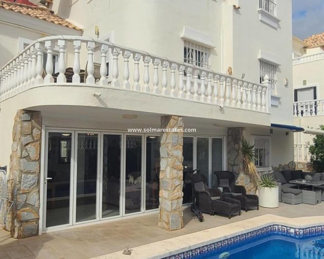 Image No.16-4 Bed Villa for sale