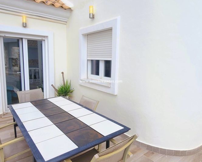 Image No.19-4 Bed Villa for sale