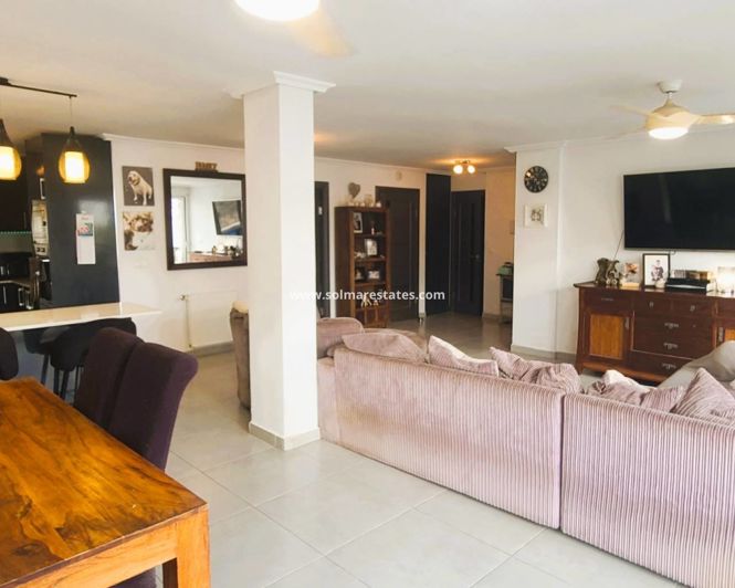 Image No.2-4 Bed Villa for sale