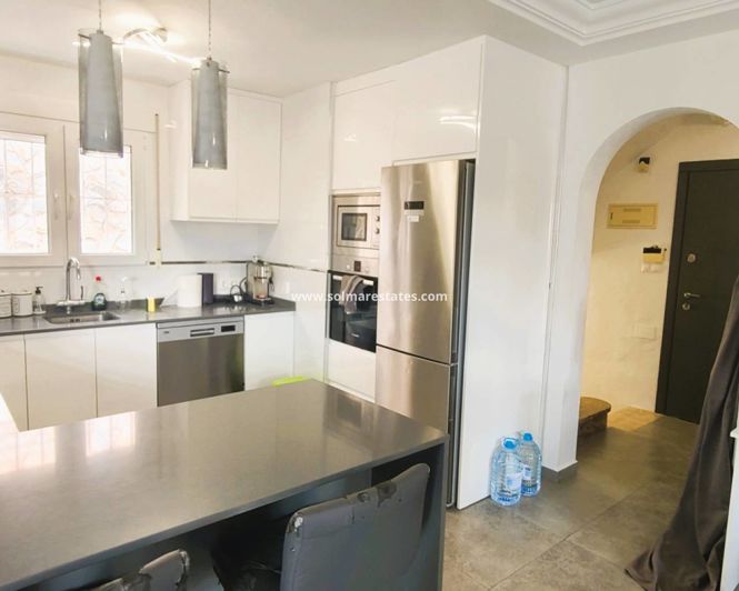 Image No.5-4 Bed Villa for sale