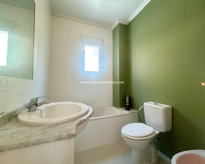 Image No.13-2 Bed Townhouse for sale