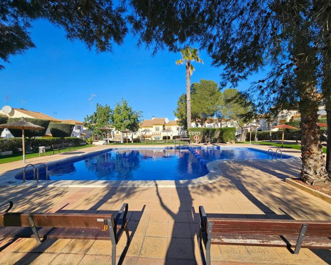 Image No.1-3 Bed Townhouse for sale