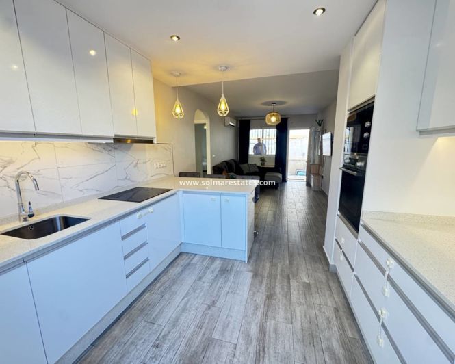 Image No.5-2 Bed Apartment for sale