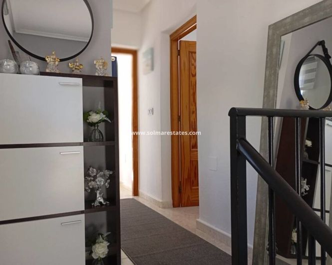 Image No.28-3 Bed Villa for sale