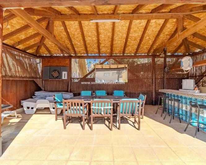 Image No.11-6 Bed Villa for sale