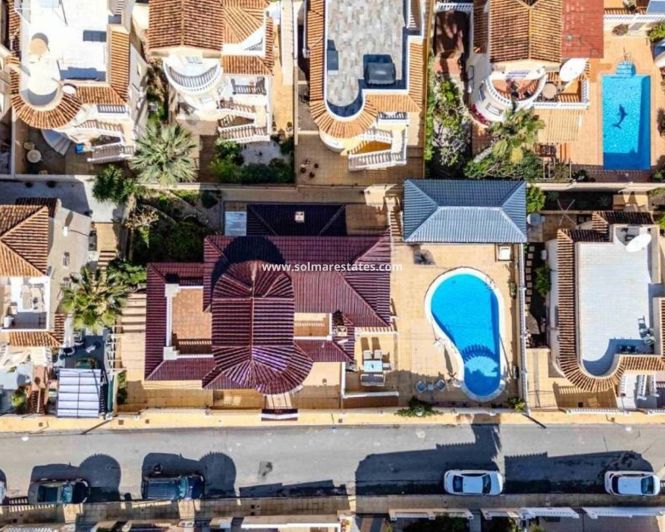 Image No.14-6 Bed Villa for sale