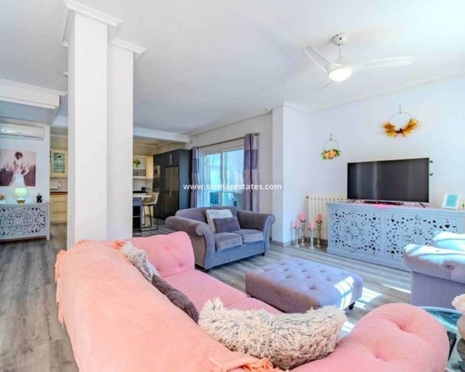 Image No.22-6 Bed Villa for sale