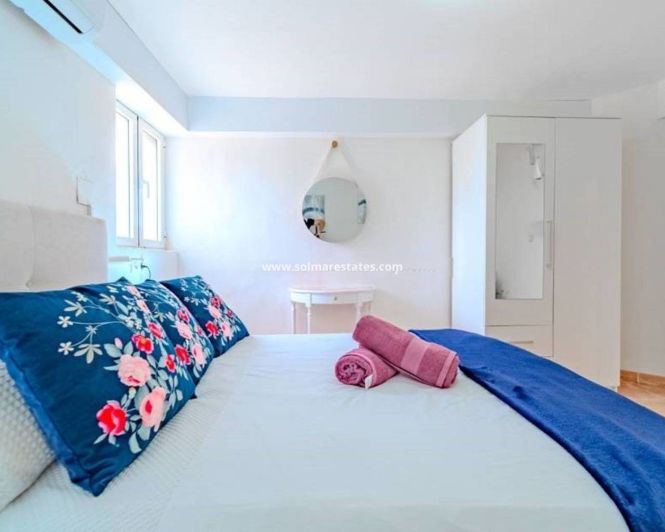 Image No.23-6 Bed Villa for sale