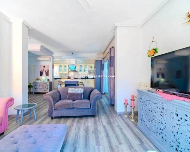 Image No.24-6 Bed Villa for sale