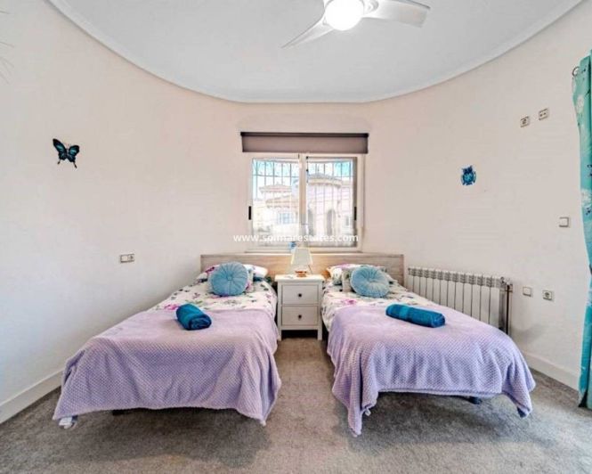 Image No.32-6 Bed Villa for sale