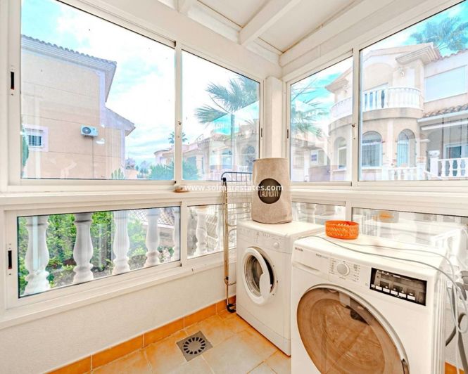 Image No.39-6 Bed Villa for sale