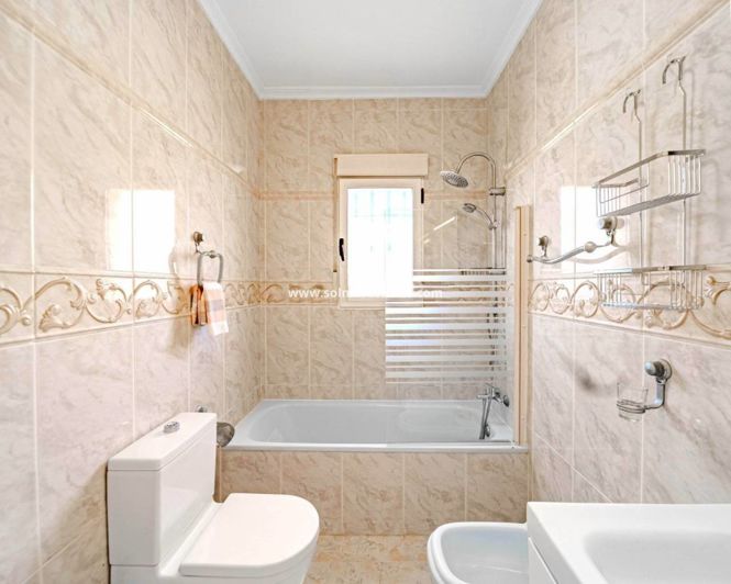 Image No.43-6 Bed Villa for sale