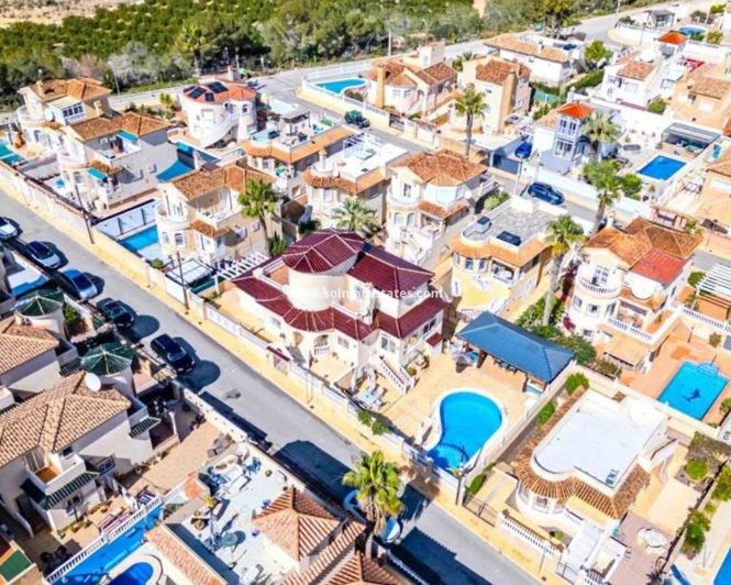 Image No.5-6 Bed Villa for sale