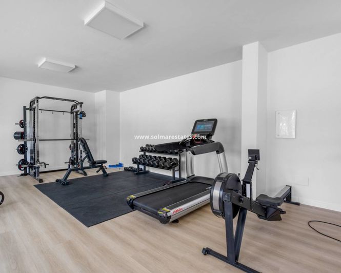 Image No.29-2 Bed Apartment for sale