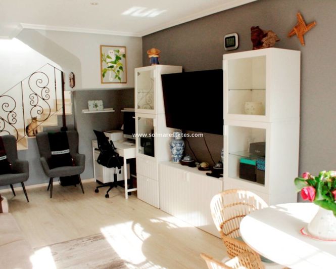 Image No.5-3 Bed Townhouse for sale