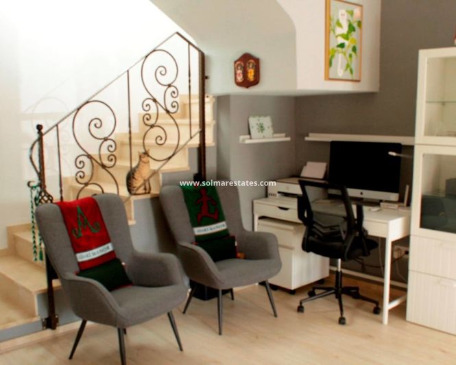 Image No.6-3 Bed Townhouse for sale