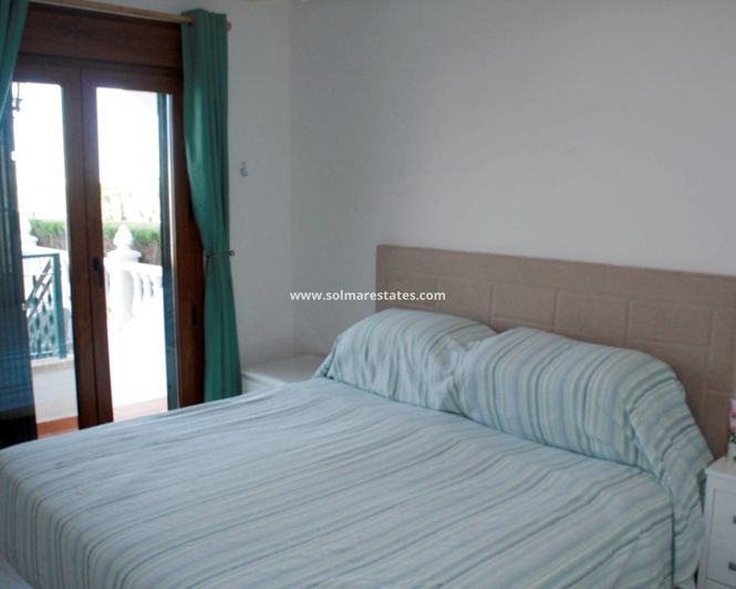 Image No.7-3 Bed Townhouse for sale