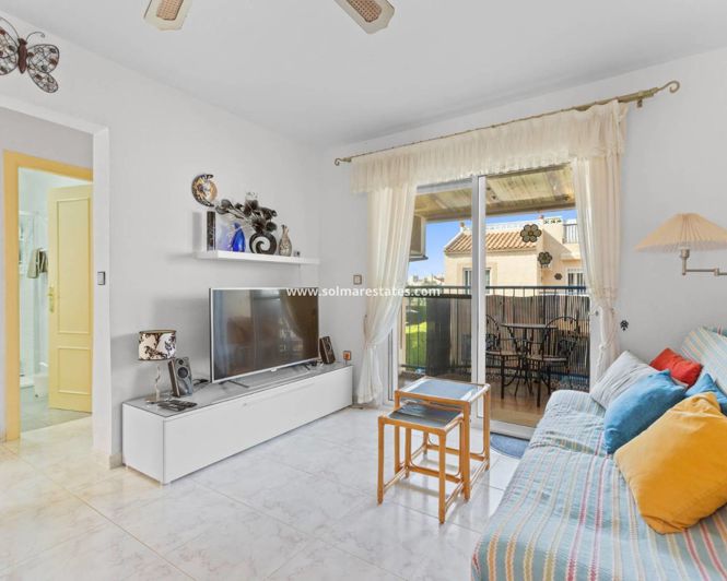 Image No.1-Appartement de 2 chambres à vendre à Torrevieja
