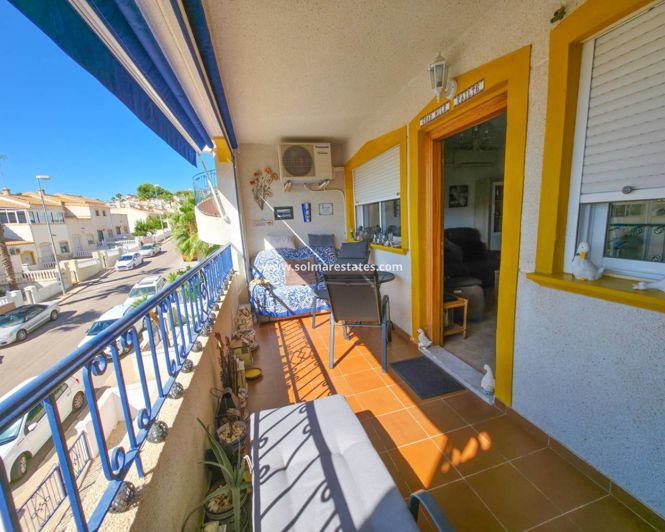 Image No.1-Appartement de 2 chambres à vendre à Villamartin