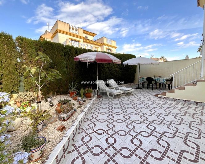 Image No.19-2 Bed Apartment for sale