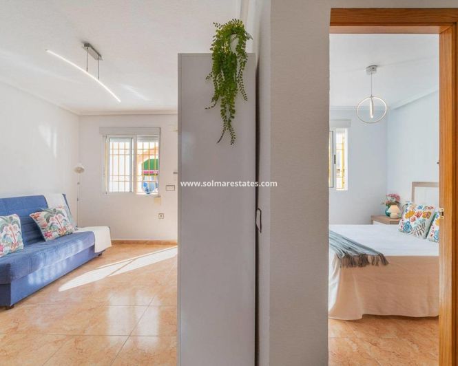 Image No.15-2 Bed Bungalow for sale