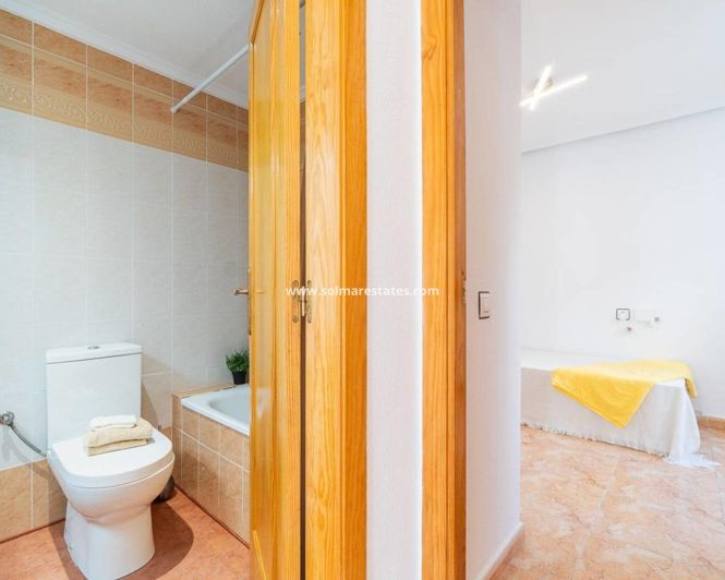 Image No.20-Bungalow de 2 chambres à vendre à Torrevieja