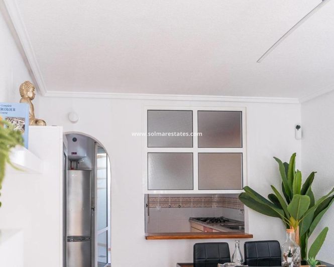 Image No.32-2 Bed Bungalow for sale