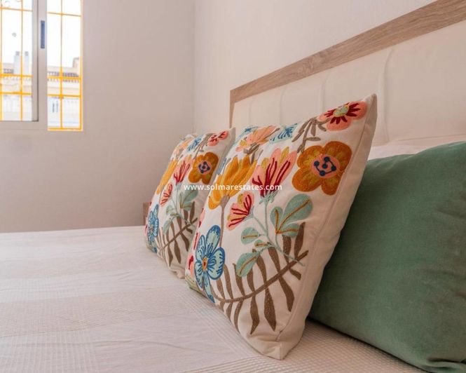 Image No.36-2 Bed Bungalow for sale