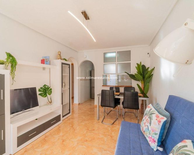 Image No.8-2 Bed Bungalow for sale