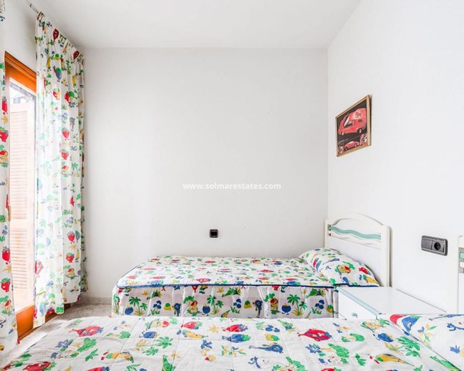 Image No.12-2 Bed Townhouse for sale