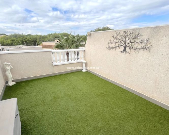 Image No.19-2 Bed House for sale