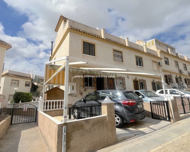 Image No.25-2 Bed House for sale